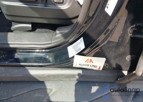 2018 Honda Ridgeline Black Edition из США, поврежденный, VIN 5FPYK3F84JB002694